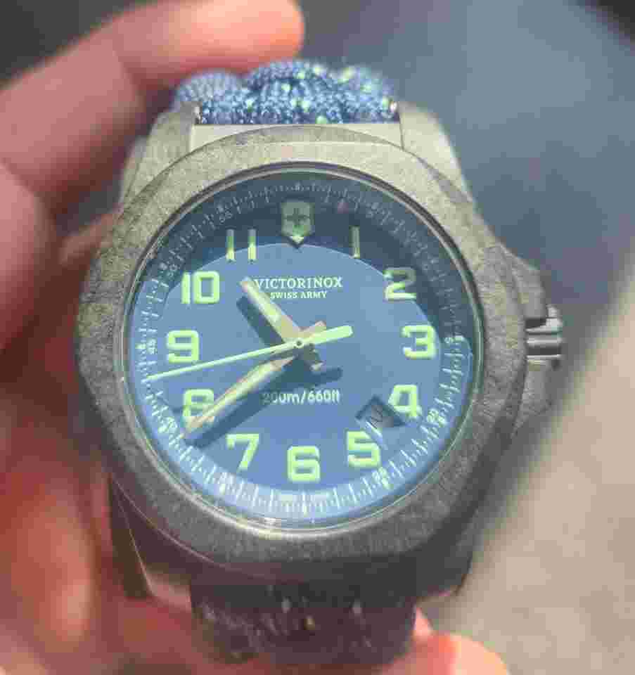 Victorinox Swiss Army I.N.O.X. 241860