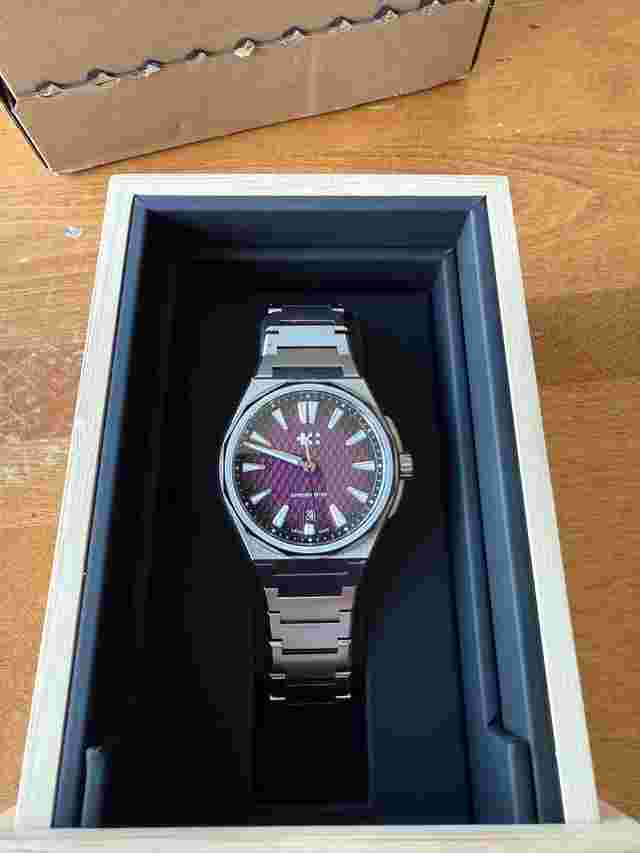 Christopher Ward The Twelve 40 (Ti) Christopher Ward The Twelve Titanium Nebula Purple