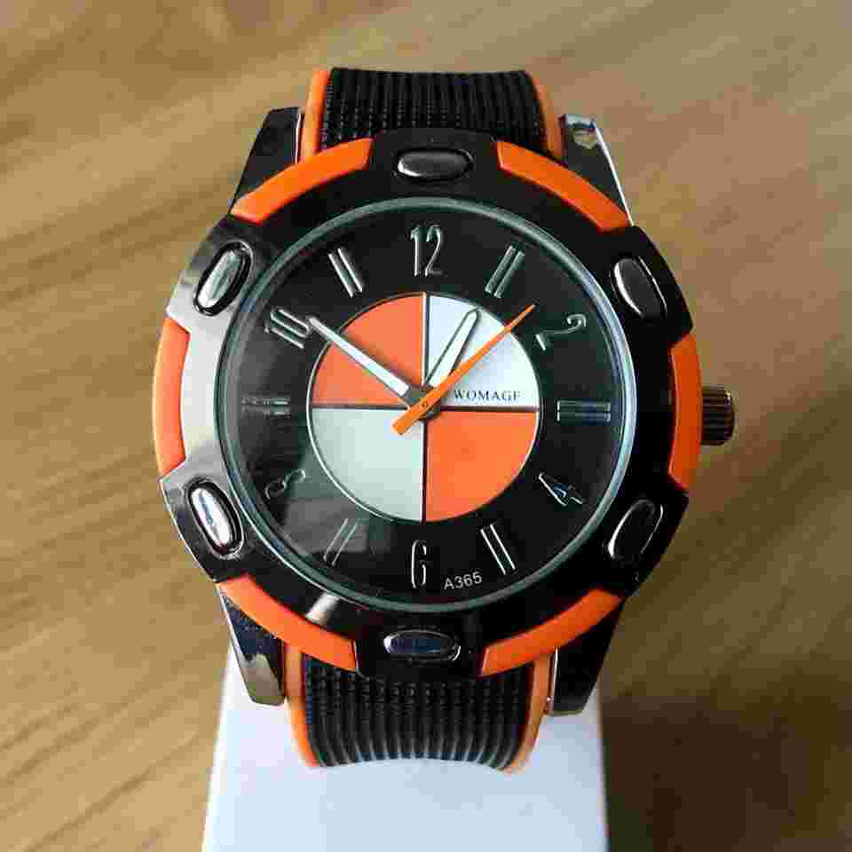 Womage - A365 / ORANGE and BLACK / BIG case 45x52mm / SPORT style / MEN watch / SILICON band / VERY GOOD condition / Keeps GOOD TIME / NEW battery