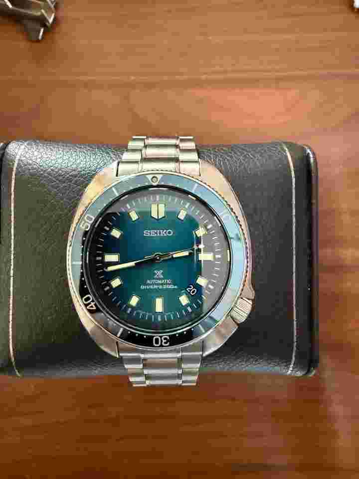Seiko Prospex Limited Edition Prospex Aurora Full set Lowest price in the USA 1 owner from new