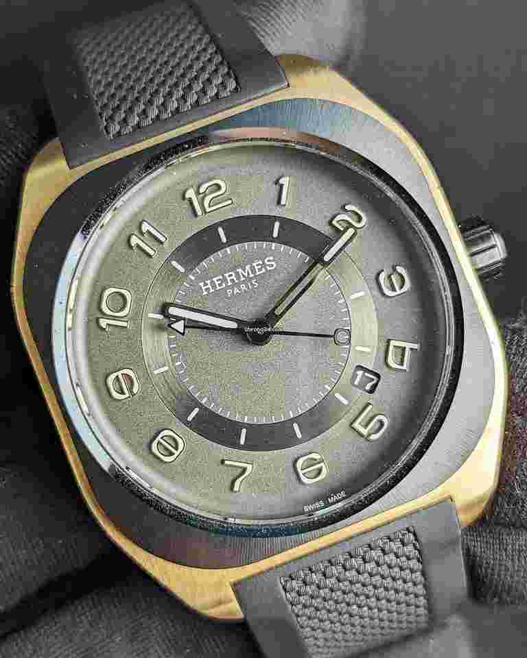 Hermès
H08 Rose Gold