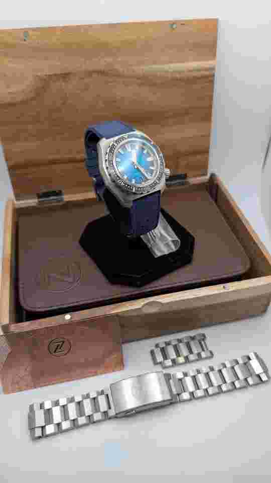 Zelos Automatic Men's Watch Limited Edition Hammerhead V3 Blue Limited Edition 406/500 Swiss Automatic