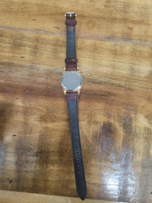 Disney JAZ Mickey Mouse Womens Watch  V501 6T00 MOV'T JAPAN Brown Leather Band