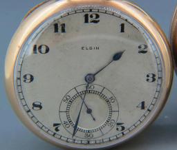 ELGIN HUNTER CASE POCKET WATCH - 17 JEWELS