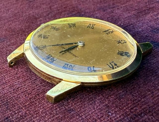 Vintage Universal Geneve Ultra Slim Kanji Mens Dress Watch