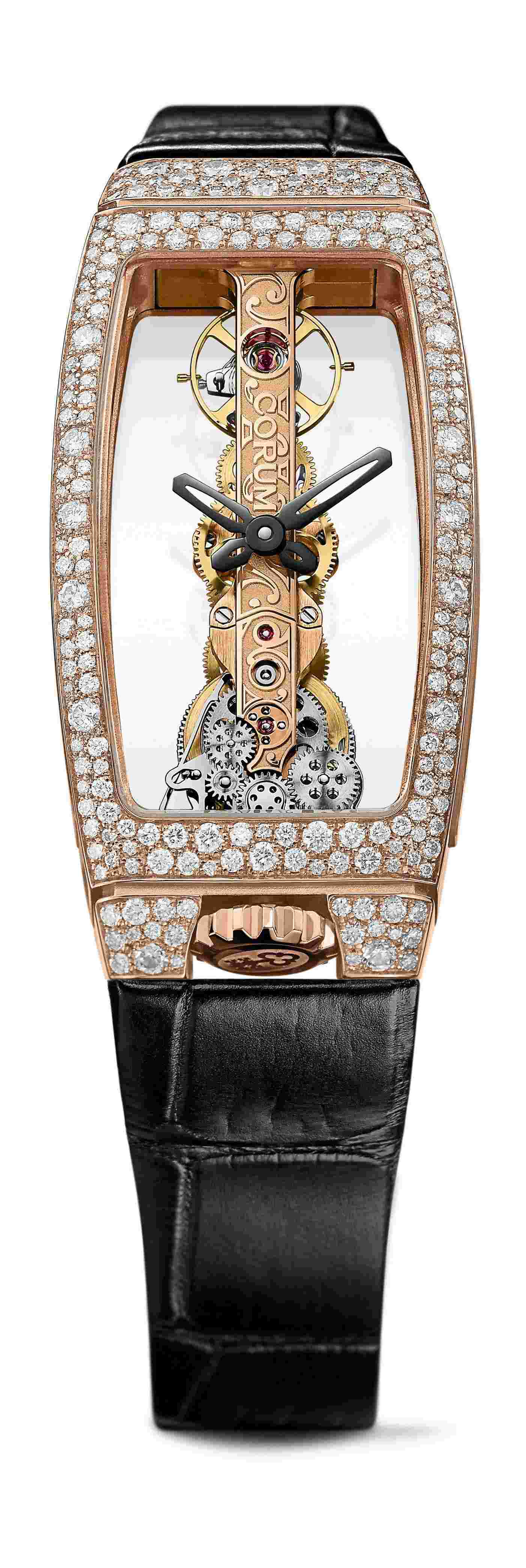 Corum
Golden Bridge Miss