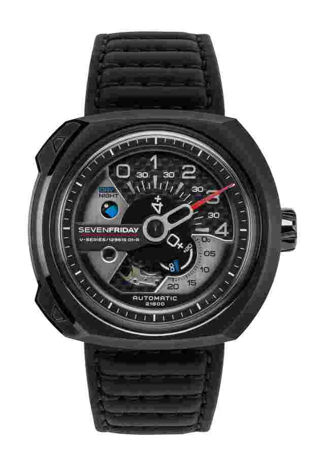 SevenFriday
V3/01