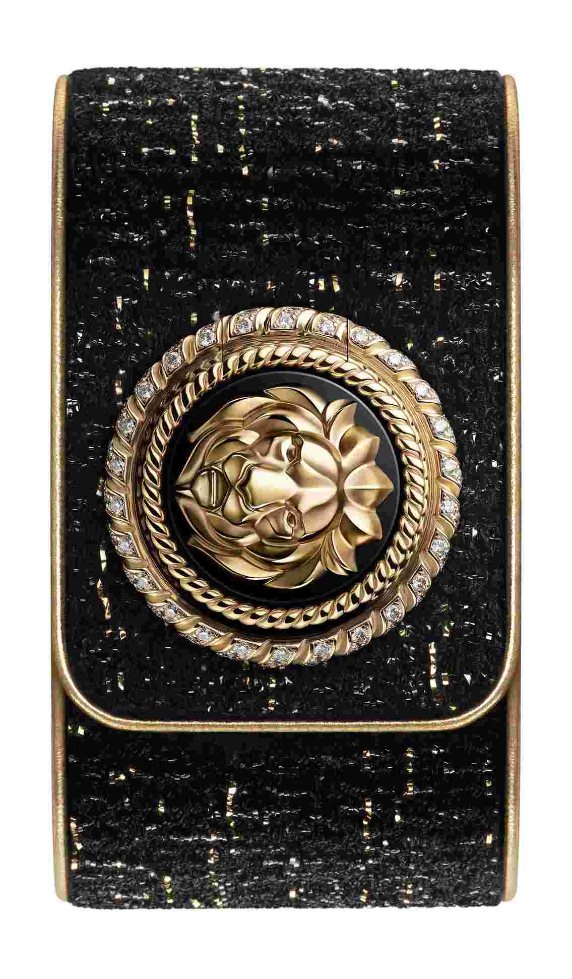 Chanel
Mademoiselle Privé Bouton Lion