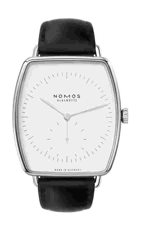 Nomos Glashütte
Lux White gold light
