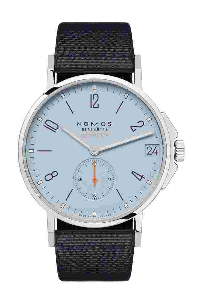 Nomos Glashütte
Ahoi neomatik 38 Date Sky