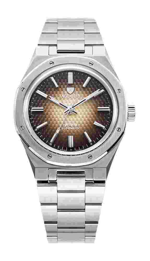 Nivada Grenchen
F77 Brown Smoked Dial No Date