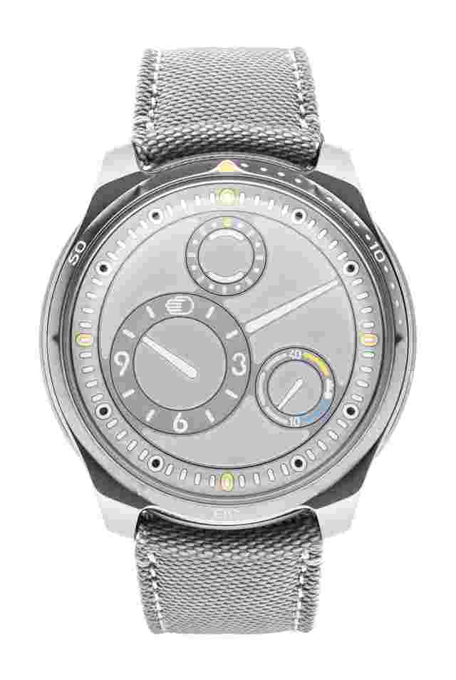 Ressence
Type 5 Luminova