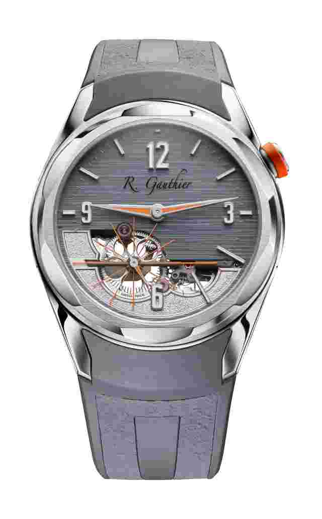 Romain Gauthier
C by Romain Gauthier Titanium Edition Six