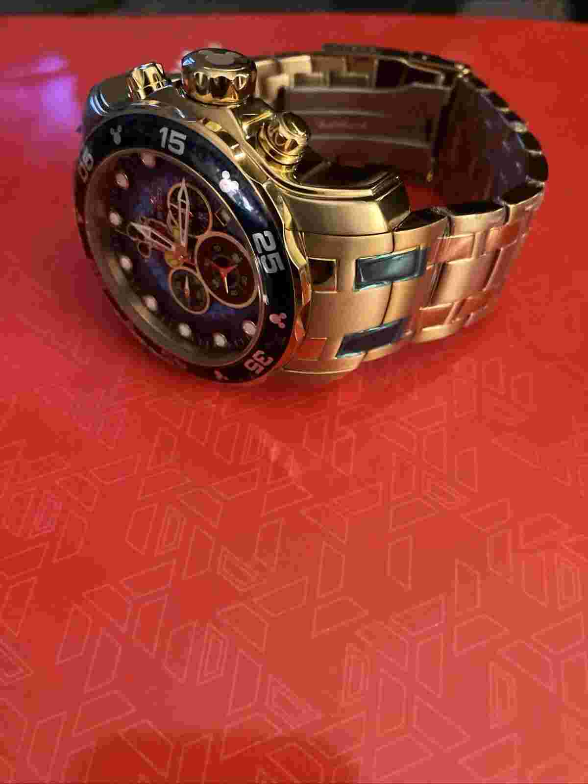 invicta mens watch Mickey Mouse