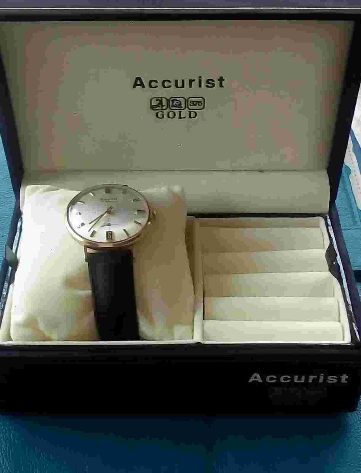 Vintage 9k Solid Gold Accurist Mechanical Men's Wristwatch. Sub Dial VERY RARE