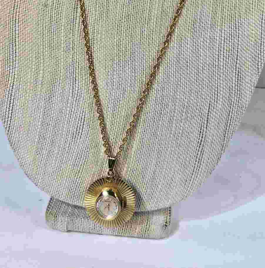 Lovely Vintage Gold Tone Wind Up 7J BELFORTE Ladies Pendant  Watch Working 32"!