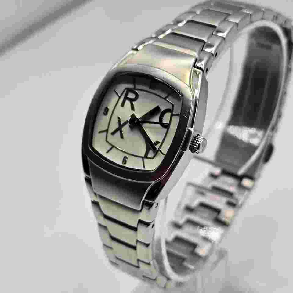 Roxy Tyler women wristwatch 25mm Case New Battery Installed