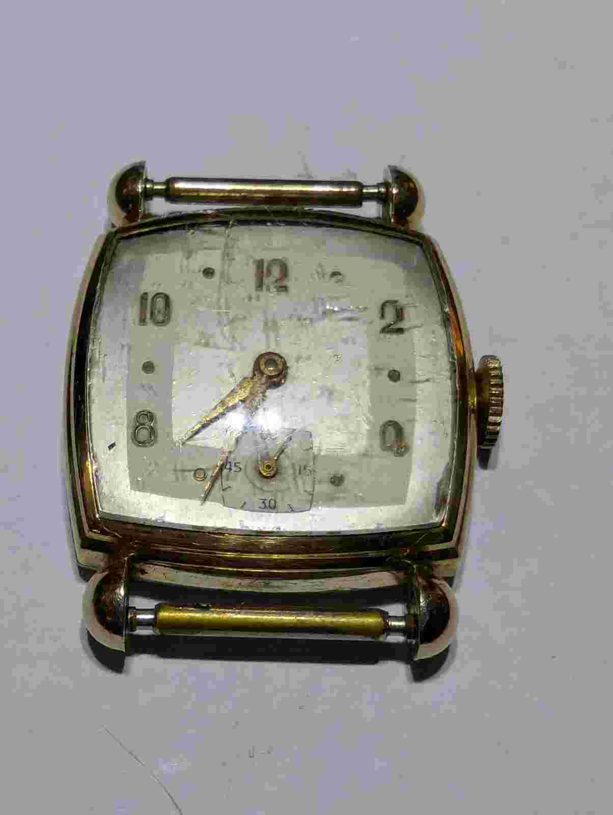 Vintage Wadsworth 17 Jewel Men's Watch 10K Rolled Gold Plate Bezel AS 1124 D