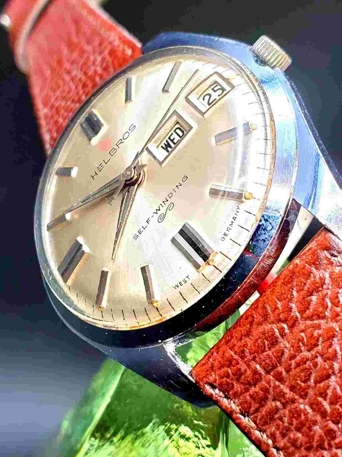 Vintage HELBROS 1960's Automatic Stainless Steel Day & Date Men's Watch !!