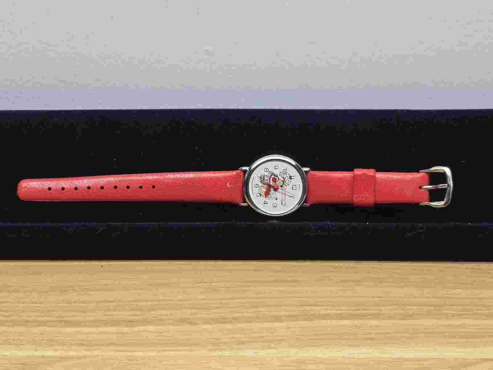 Vintage Strawberry Shortcak Windup Watch. Missing Protective Glass For Parts