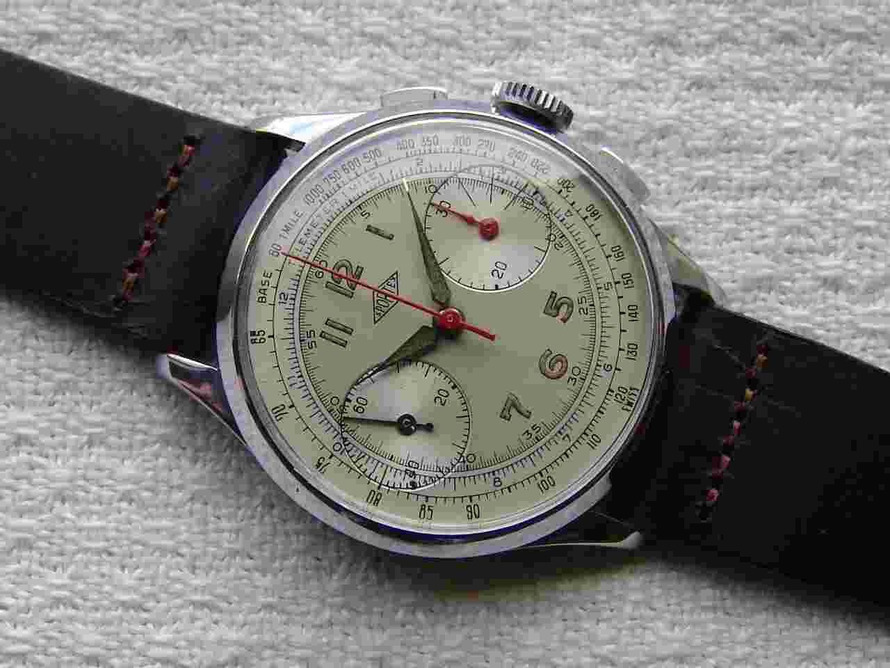 MEN'S WWII PERIOD 34mm LEONIDAS chronograph vintage WATCH good condition 1944