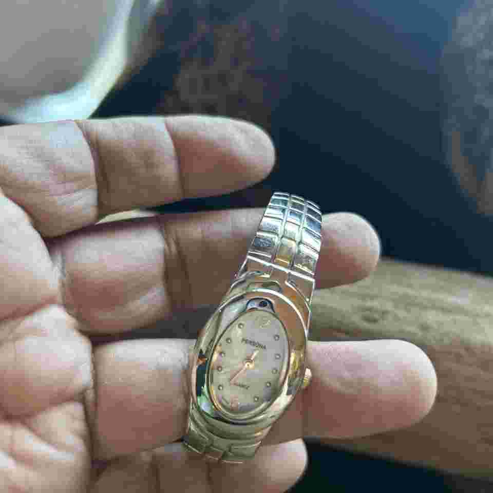 Persona Japan Cuff Ladies Quartz Stainless Watch Untested