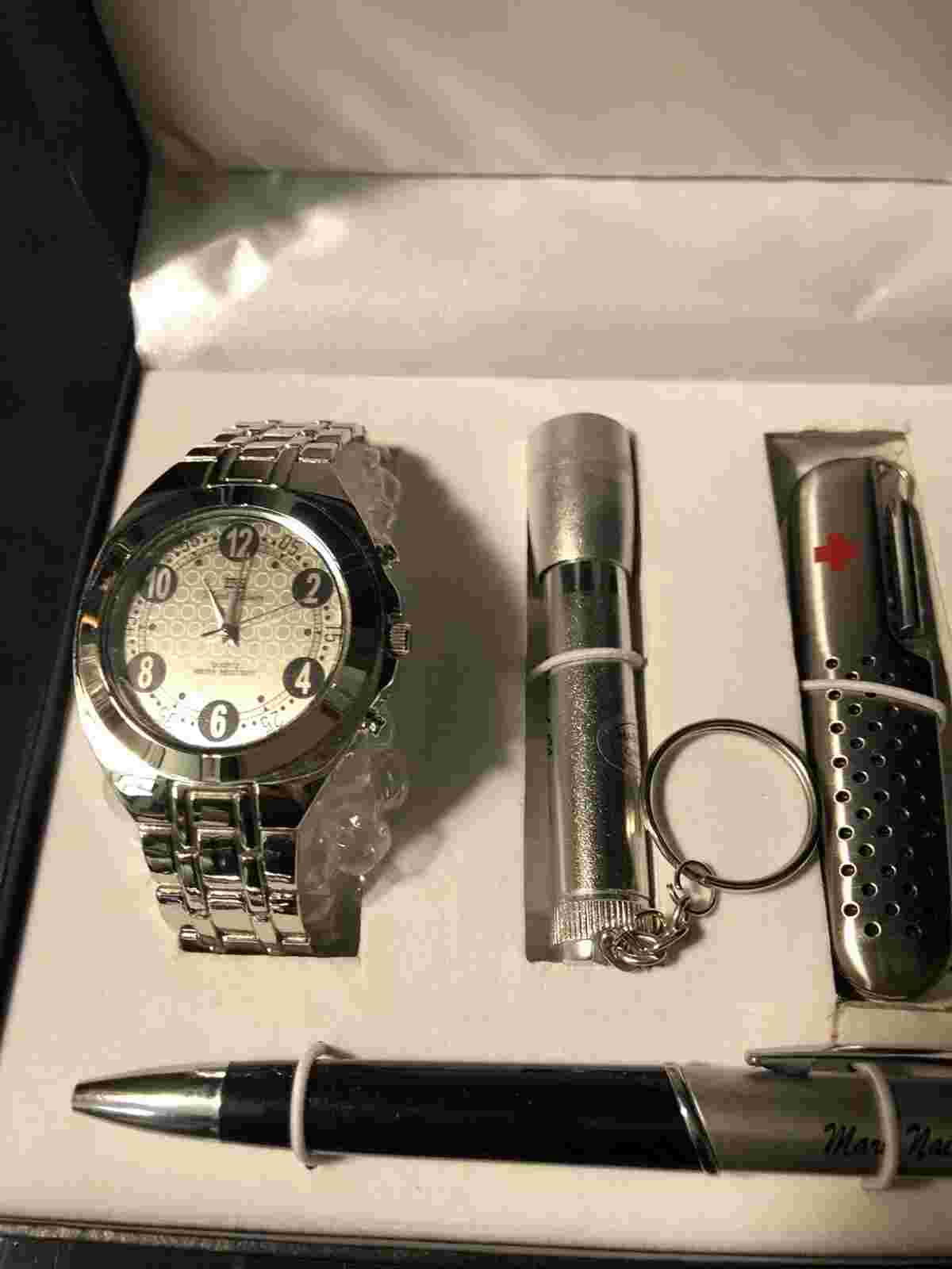 Mark Naimer Men's Watch, Pocket Knife, Pen Light And Ink pen New in Box