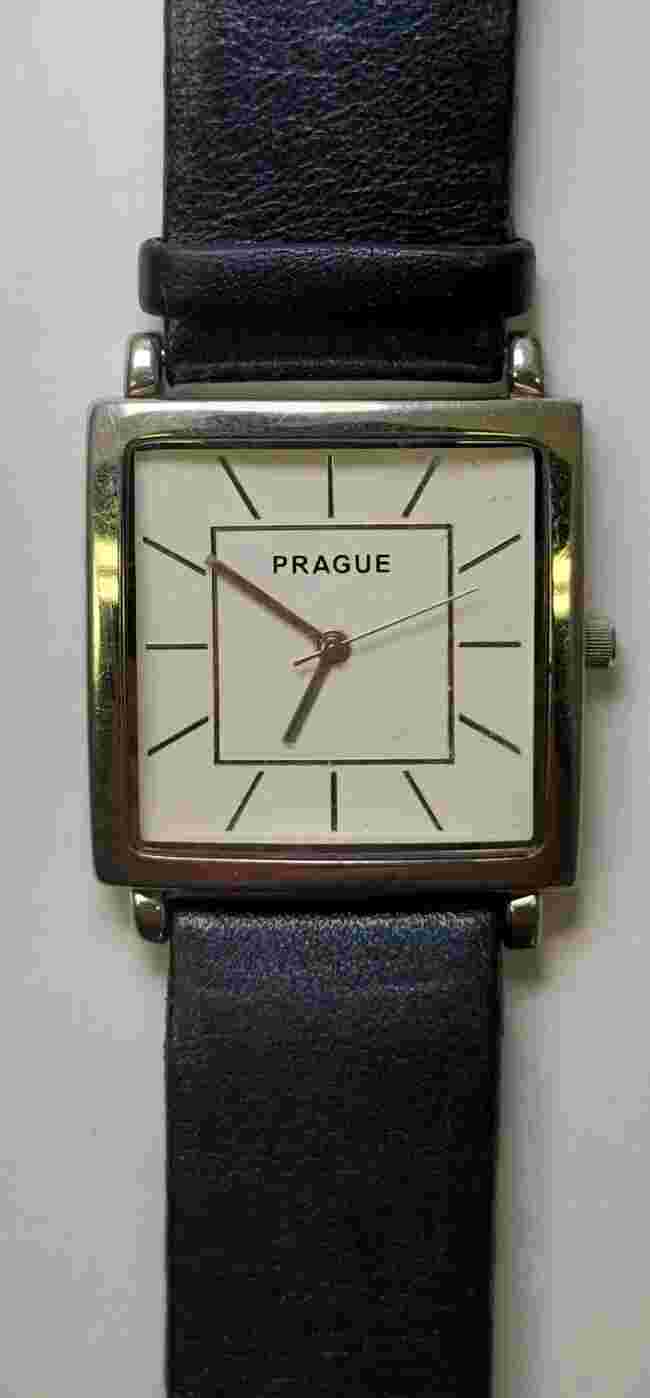 Vintage PRAGUE Quartz Analog Mens Watch Water Resistant Japan Movement