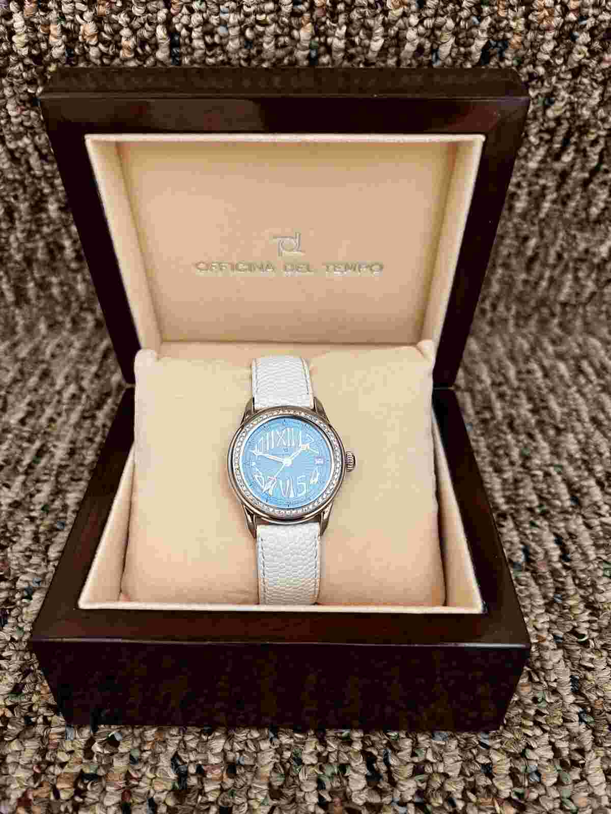 OFFICINA DEL TEMPO  WOMEN'S DIAMONDS, BLUE DIAL, WHITE LEATHER WATCH SAFI