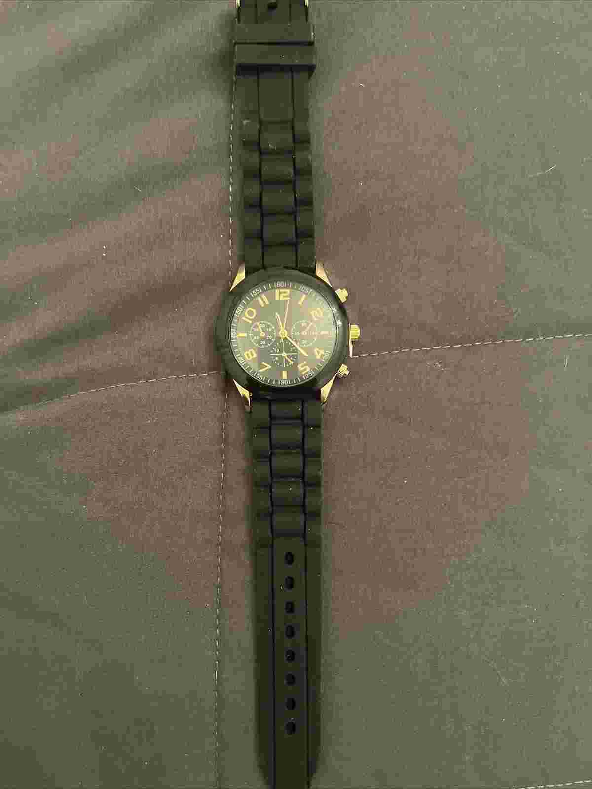 Darice Women Wrist Watch Varied Color Rhinestone Silver Tone Bezel Silicone Band