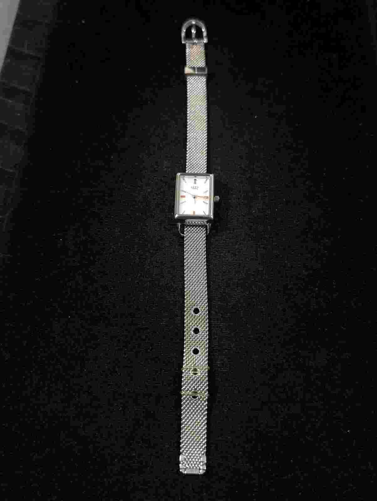 Keep Collective Womens Silver Tone Mesh Chain Watch MOP Dial 7 inch