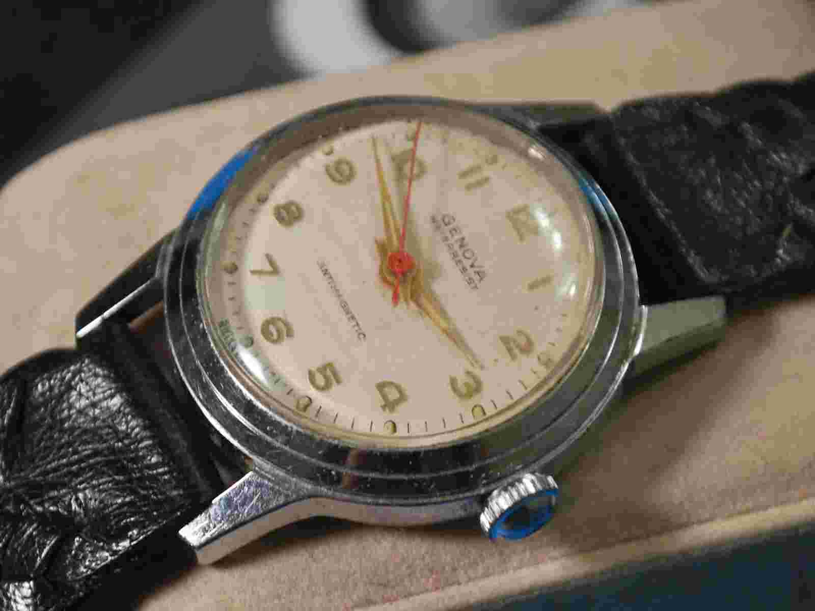 Vintage 1960s GENOVA 1J Manual Wind Men's Watch -- For Repair / Parts