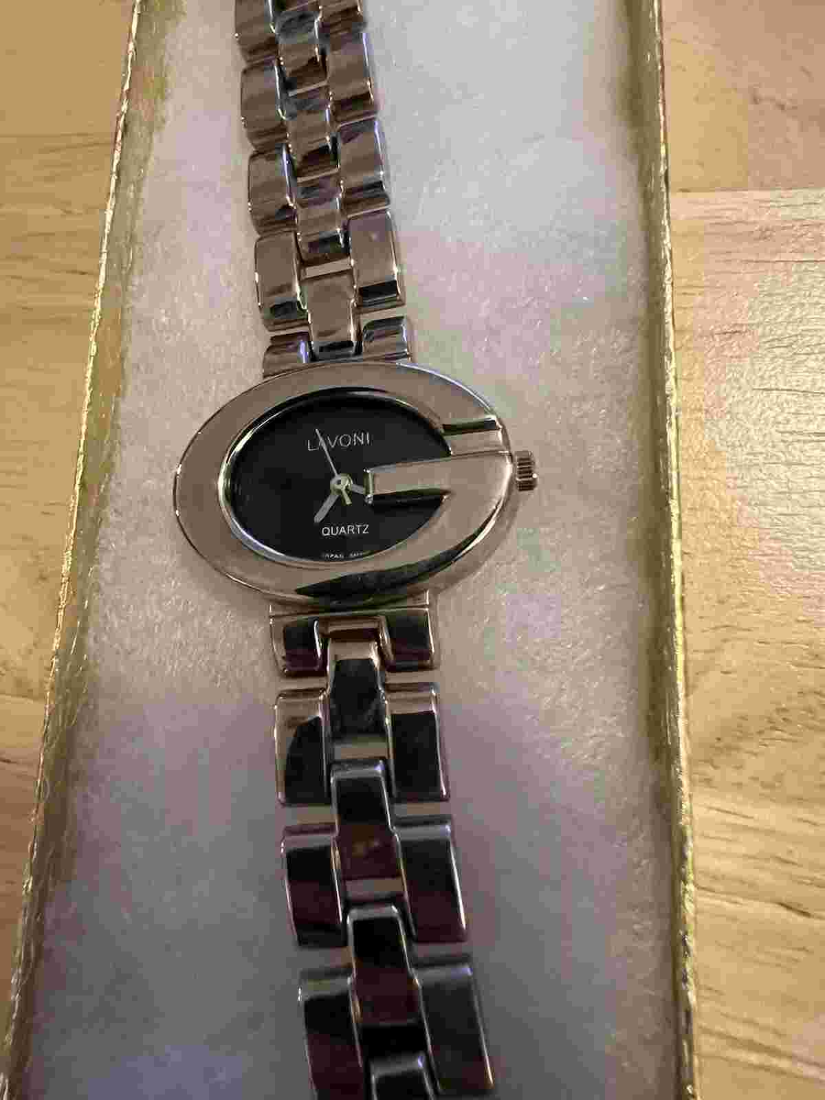 LAVONI Women’s Watch New And Working