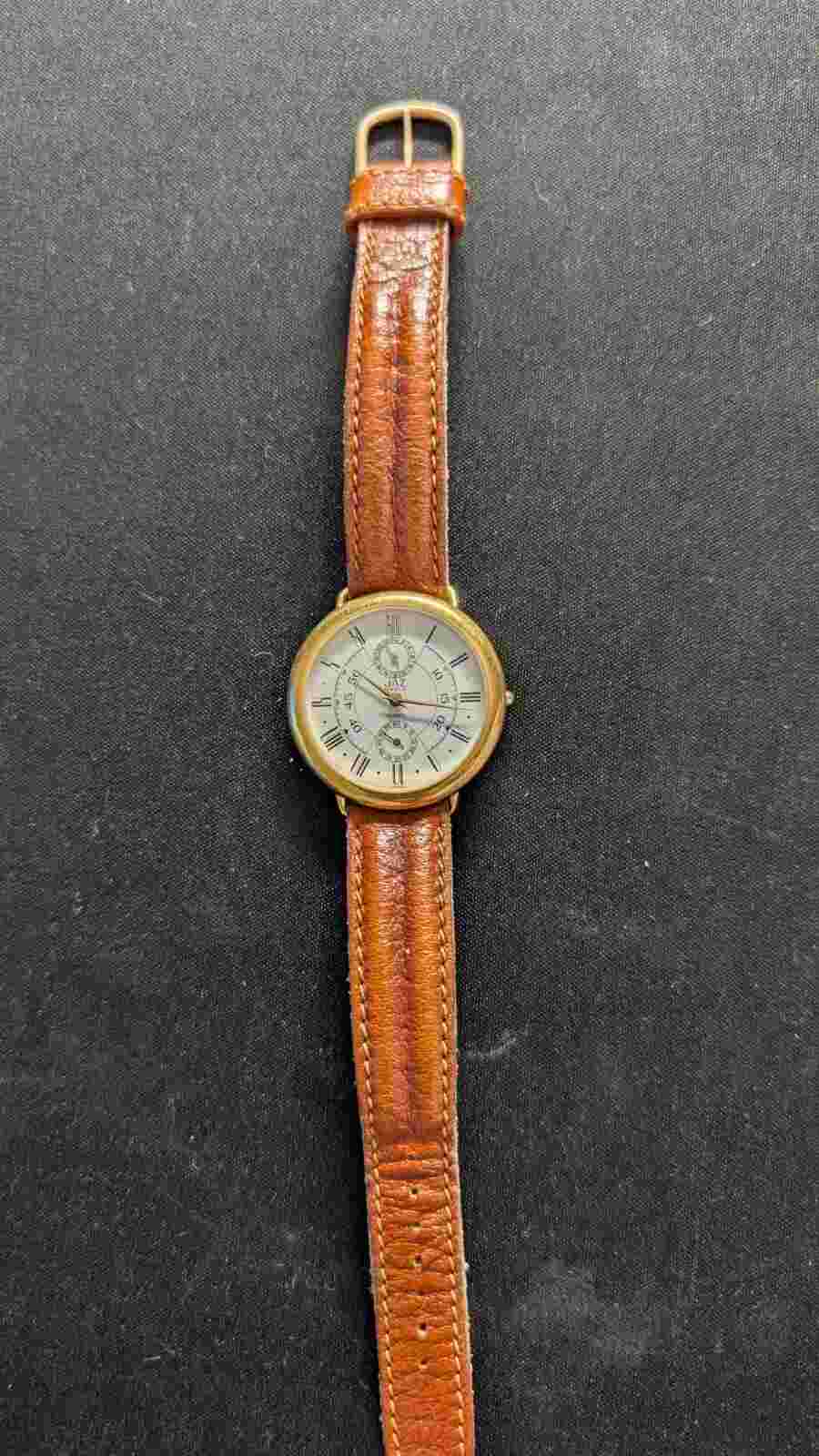 Vintage Jaz Paris Dual Moons Roman Dial,New Crystal & New JB Band.