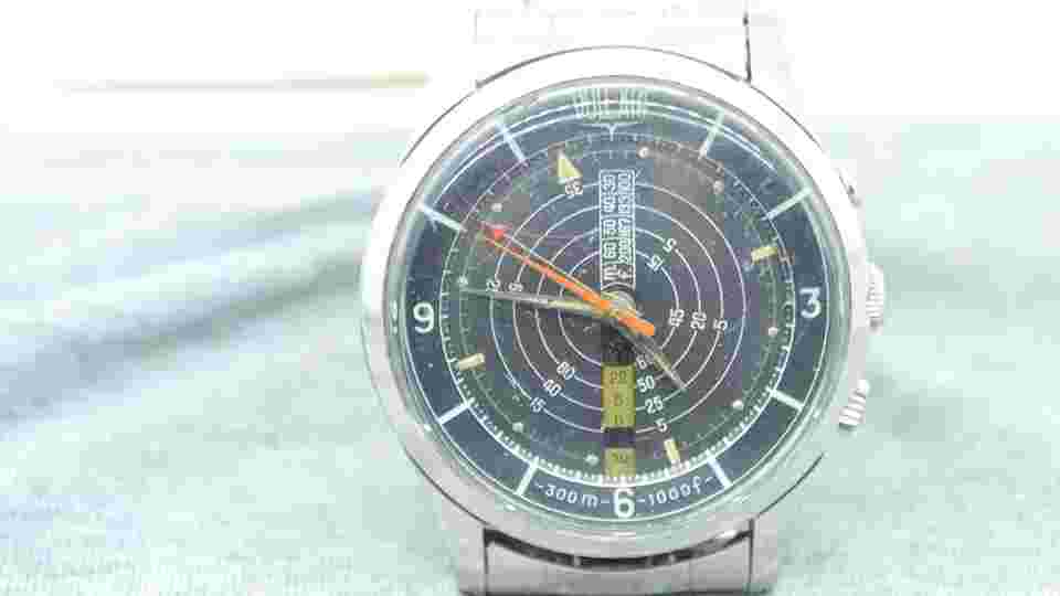 VINTAGE VULCAIN CRICKET NAUTICAL 300 M DIVE WATCH SWISS EXTREMLY RARE 1967