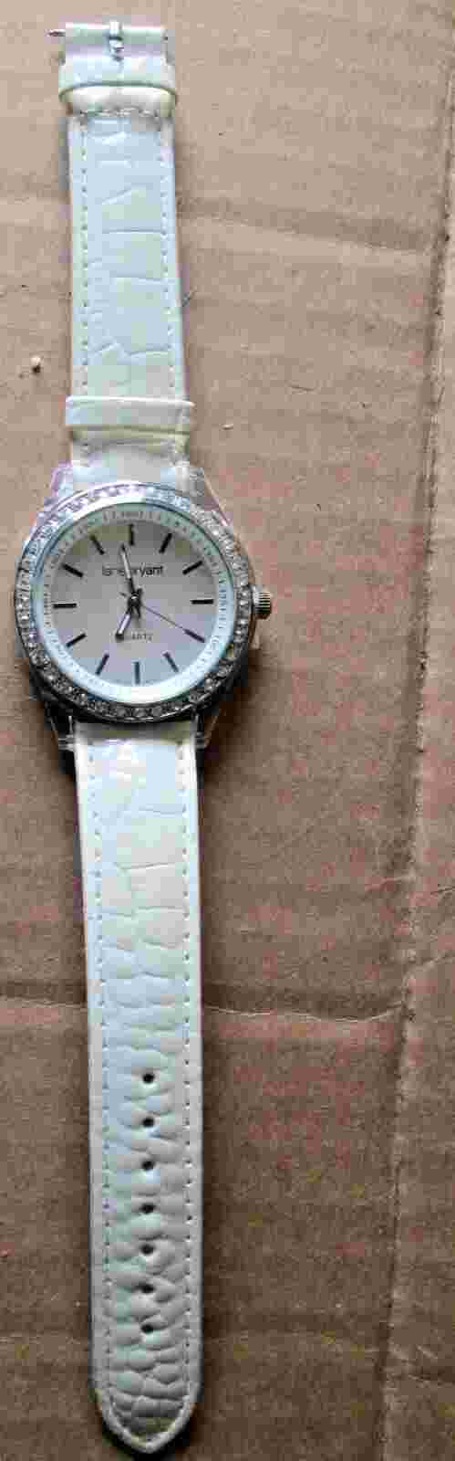 VINTAGE LANE BRYANT QUARTZ 90861 107 UNISEX ANALOG, WORKING, NEW BATTERY, USED