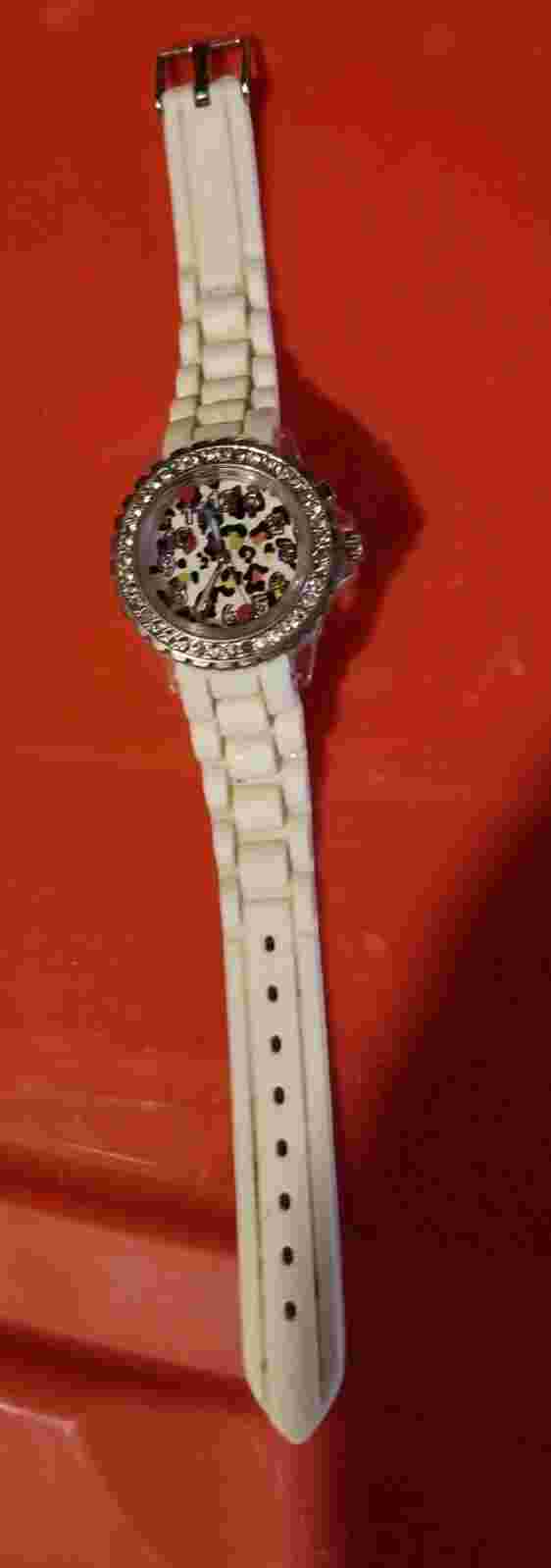 WHITE JUSTICE BRAND WATCH