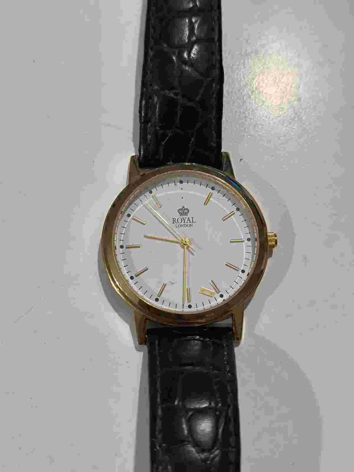 Royal London Quartz Watch Working