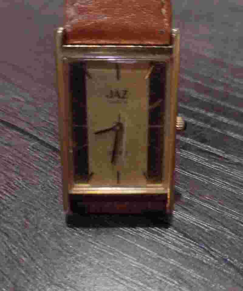 VINTAGE "JAZ PARIS" ELEGANT MENS/UNISEX  GOLD FACE BROWN LEATHER STRAP NEW BTRY