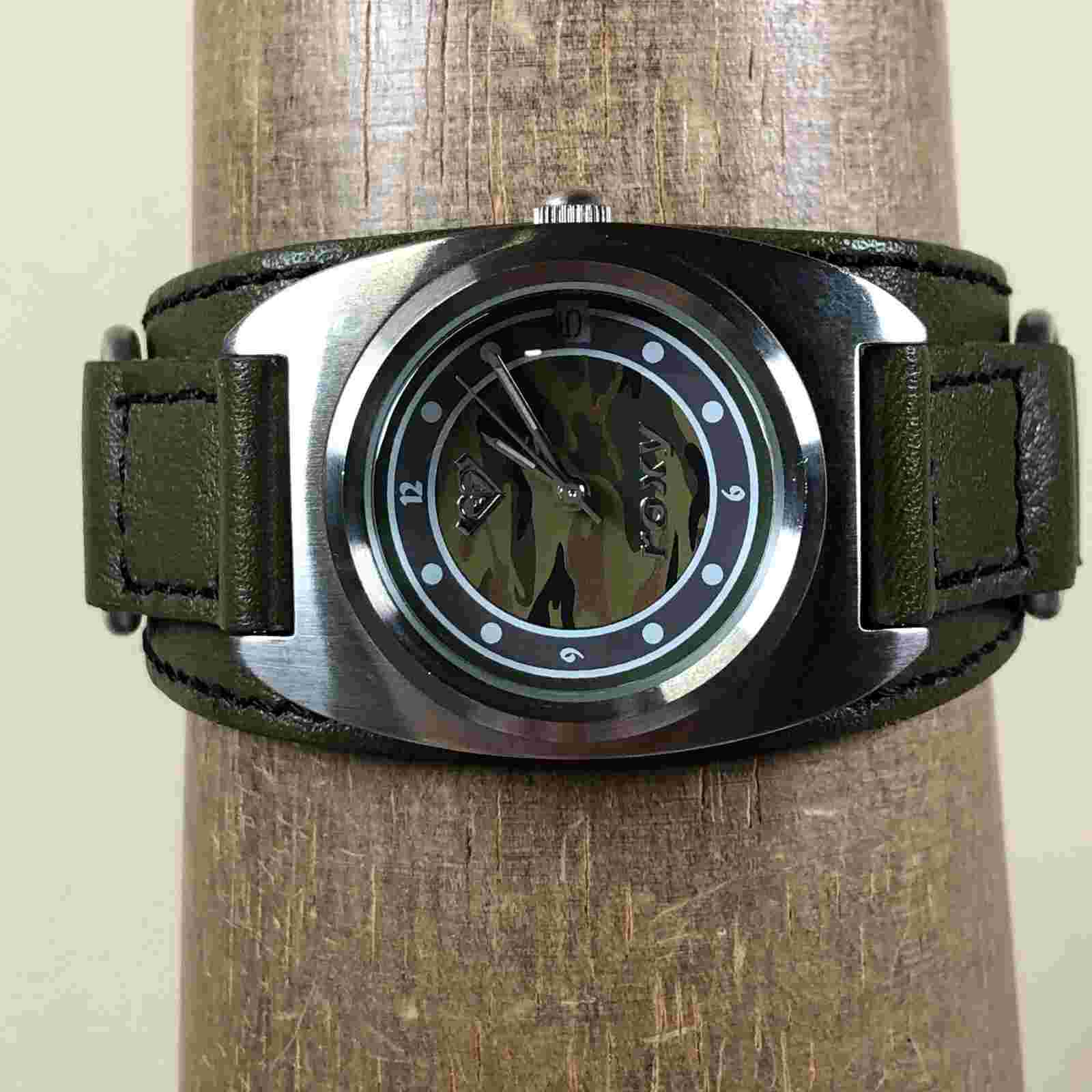 Roxy by Nixon Women T40314 Camouflage Dial 30mm Green Leather Quartz  Watch 7"