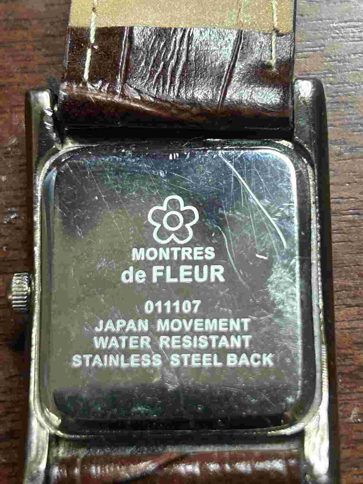 Montres de Fluer 011170 Womens Square FBlack Face Working Orig Leather Strap