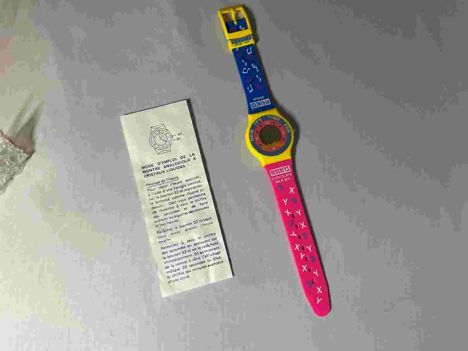 VINTAGE HERSHEYS SYRUP PINK/BLUE BAND WATCH Digital 1990 -B35