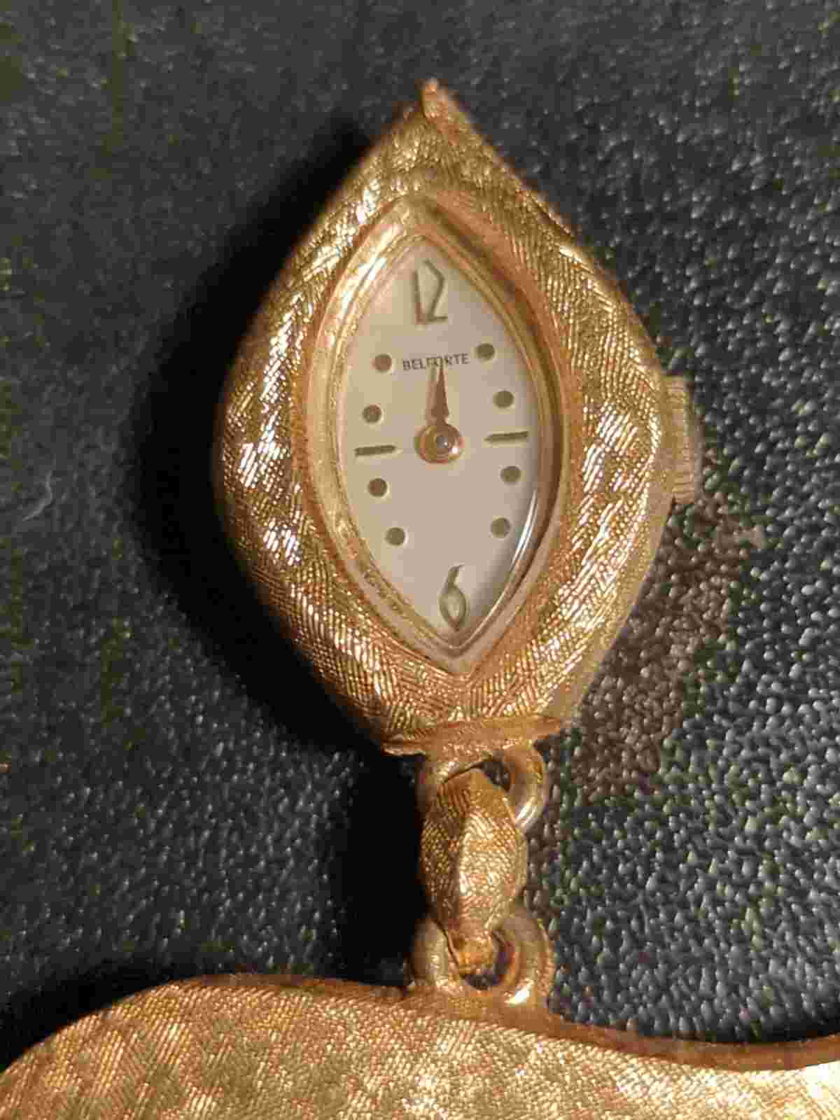 Vintage Belforte Ladies Brooch Pendant Watch, not working