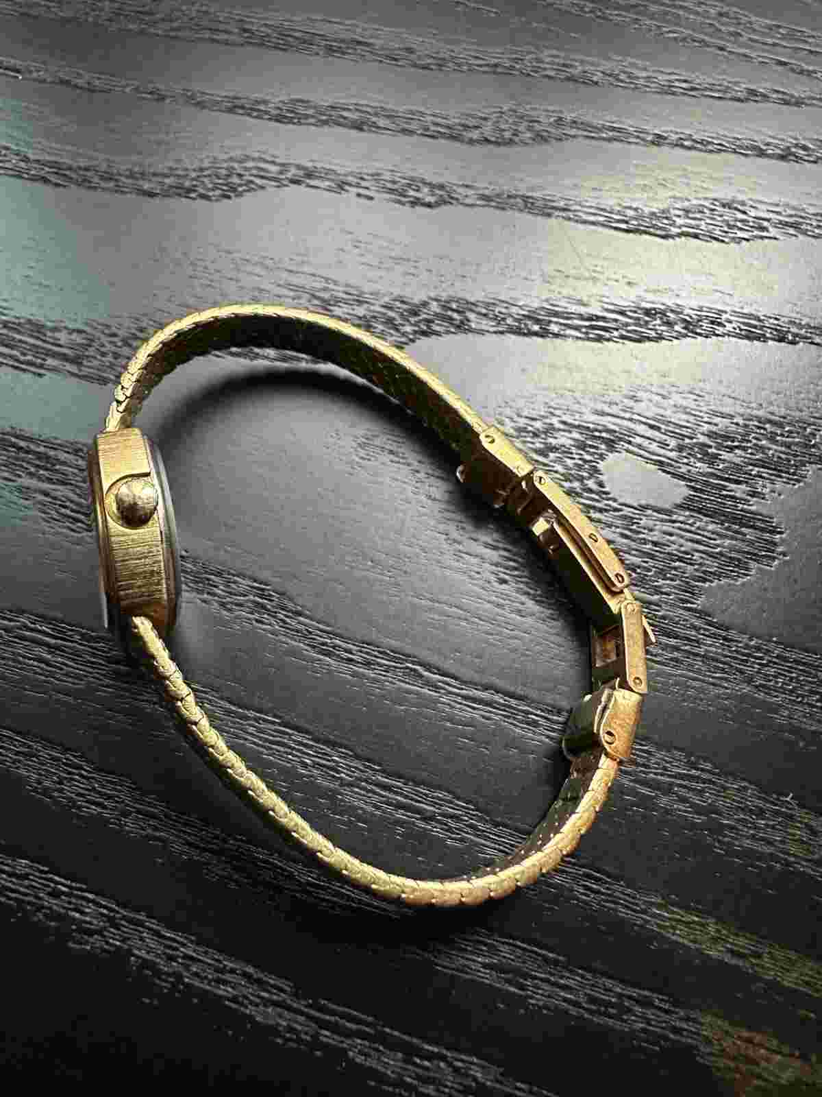 Jaz Paris Women's Ladies Quartz Watch Gold Tone White Dial