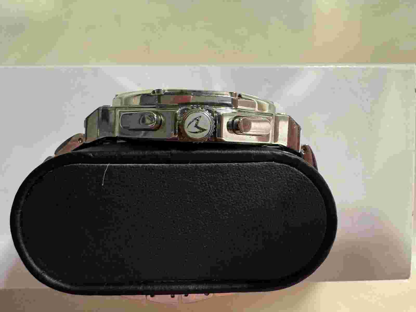 MSTR MEISTER AM1017SS - AMBASSADOR SILVER / BLACK / STEEL BAND WATCH - RARE!