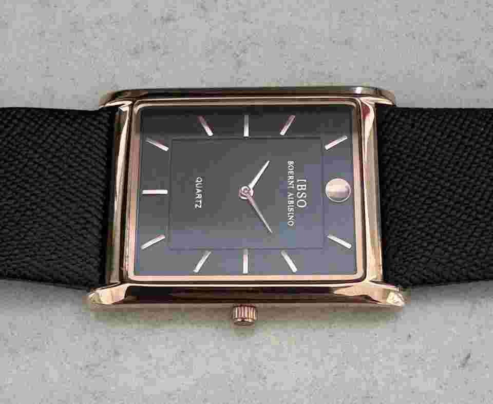 Men’s BOERNI AIBISINO IBSO Large TANK WATCH - With Hang-Tag  / RUNNING GREAT