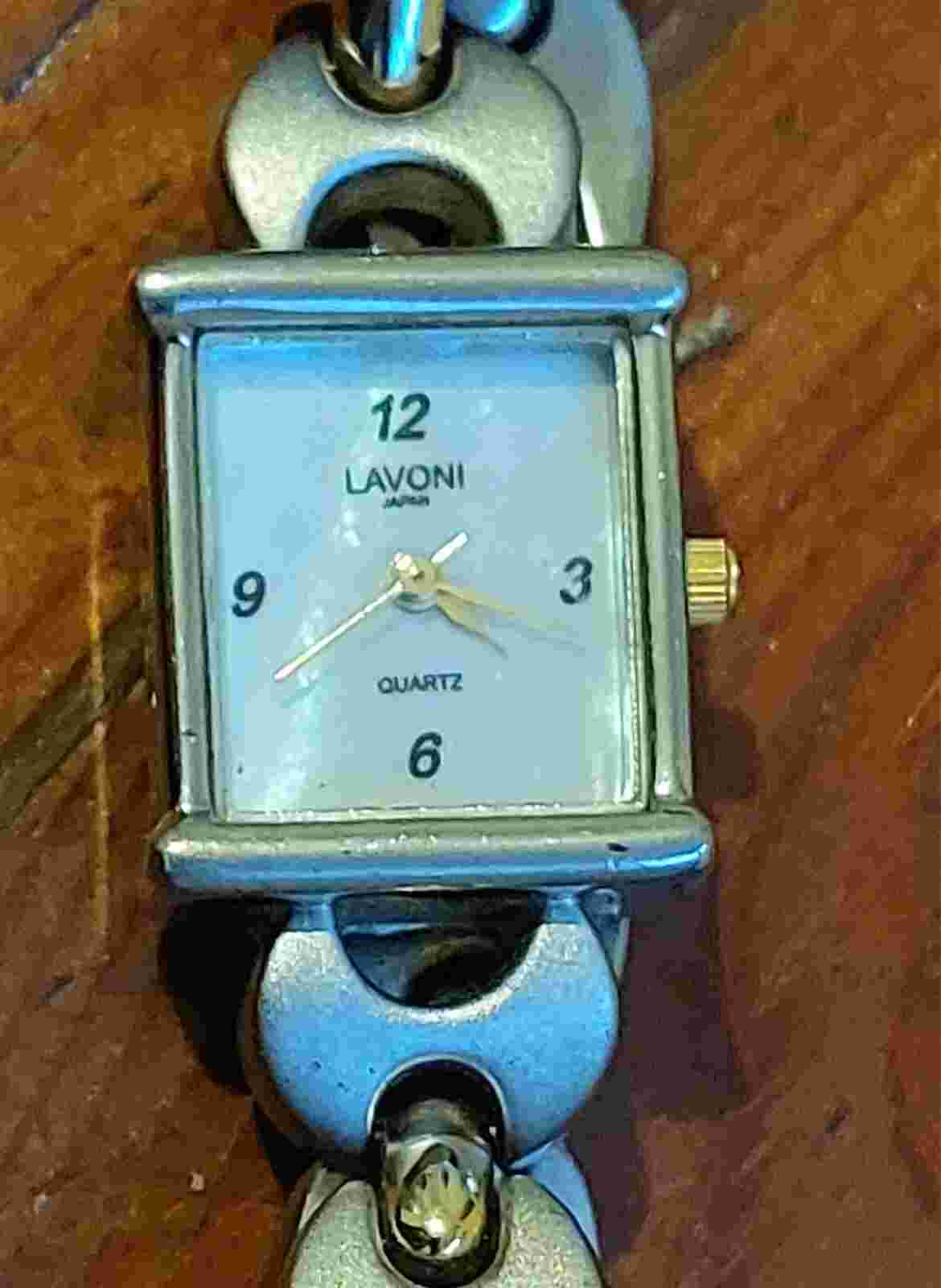 Lavoni Quartz Watch 2-Tone Stainless Steel Strap Silver And Gold, New Battery