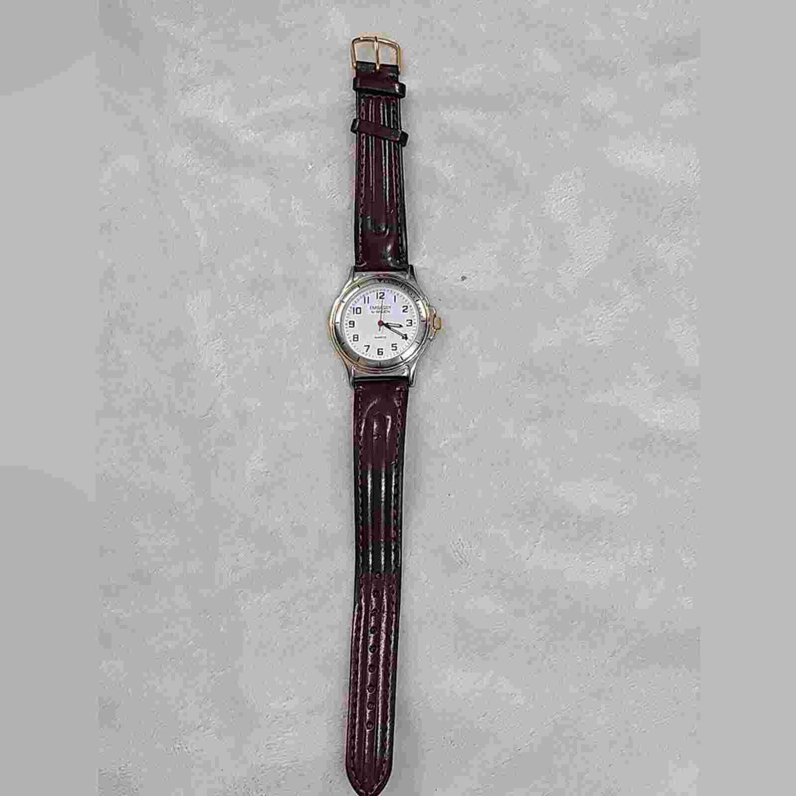 Vintage Embassy By Gruen Women's Two Tone Watch GEM419