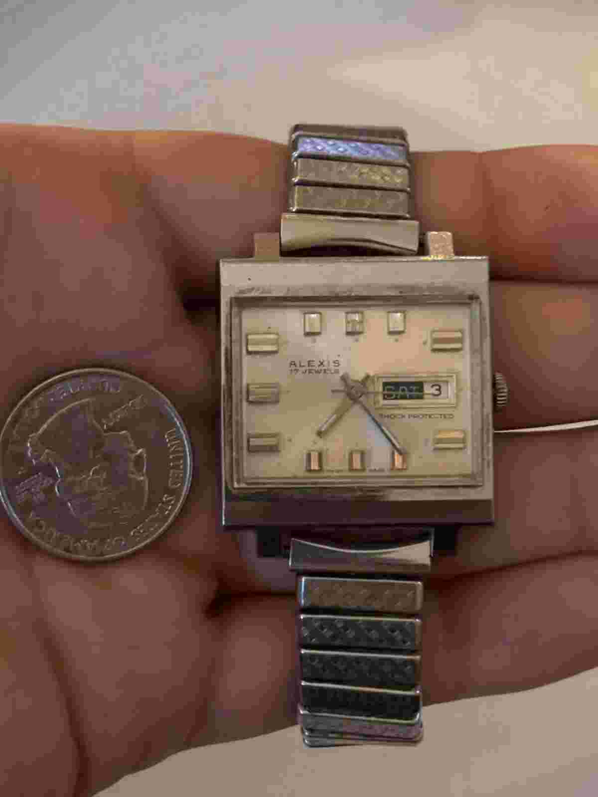 Vtg RARE ALEXIS Swiss watch monaco Square Face 17J E Gunzinger Movement Date