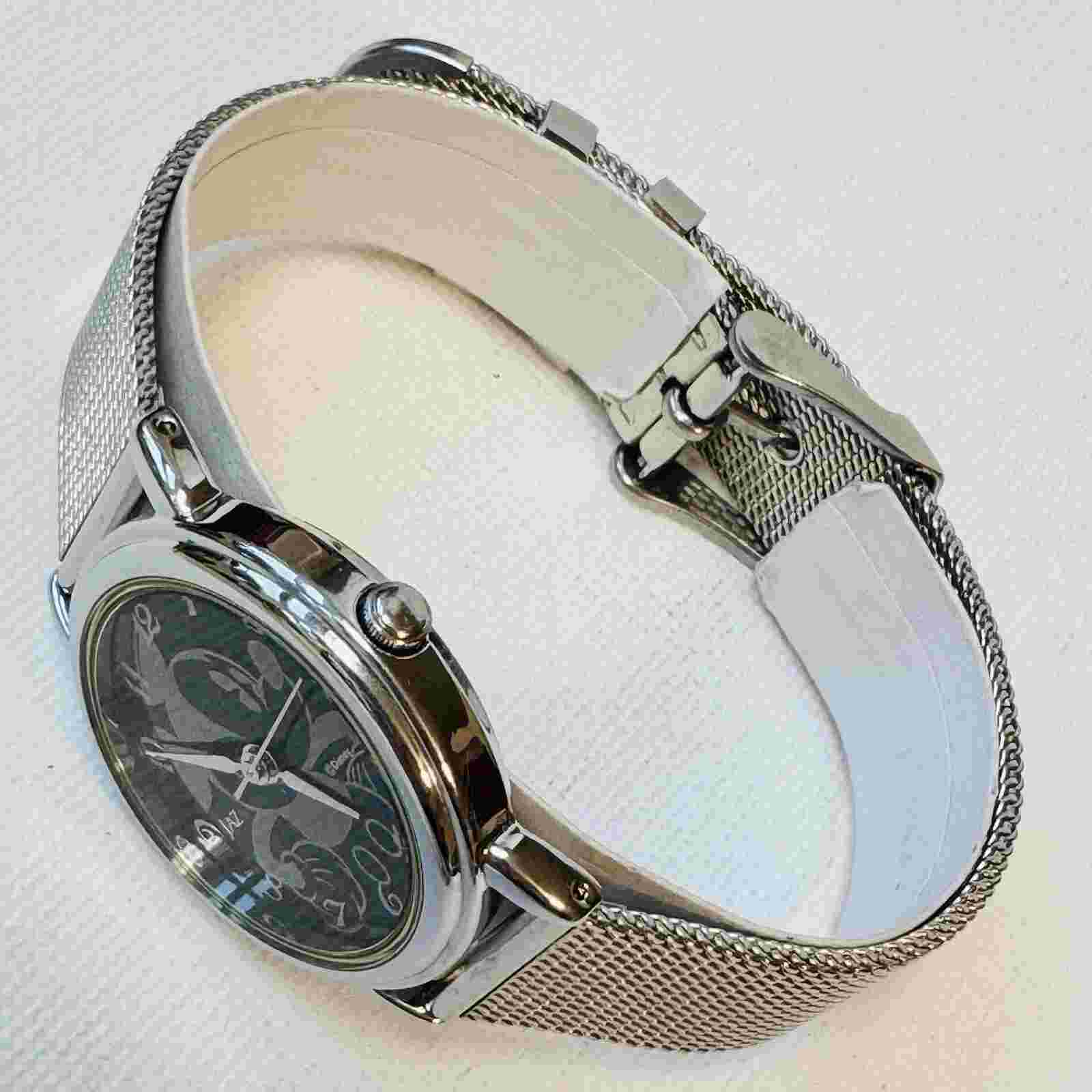 JAZ Disney Mickey Mouse Women's Stainless Mesh Band Watch V821-0630